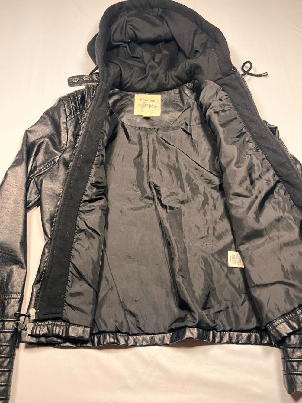 Maralyn & Me Black Faux Leather Hooded Moto Jacket M Quilted Biker Coat Y2K - Picture 5 of 10